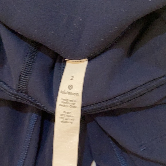 Lululemon align joggers, like new - Picture 2 of 3